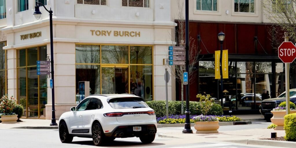 Tory Burch Seeks $700 Million Loan to Buy Out General Atlantic Stake
